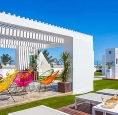 Corralejo Bristol Terrace Apartment Con Giardino Privato Esterno エクステリア 写真